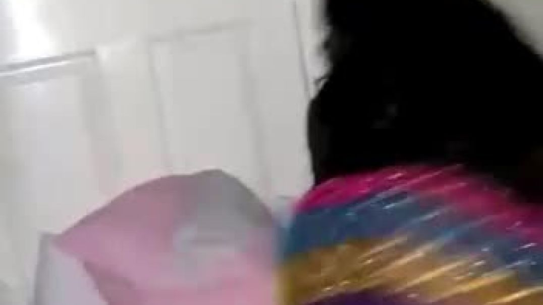 c'est une magnifique une femme sénégalaise en train de masturber devant son mari